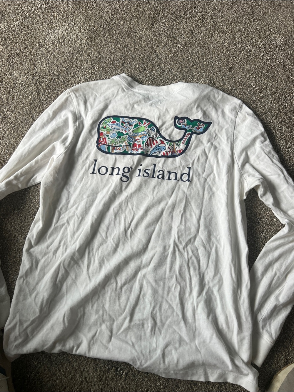 Vineyard Vines  Youth Large Long Island Whale Graphic Long-Sleeve Shirt - White